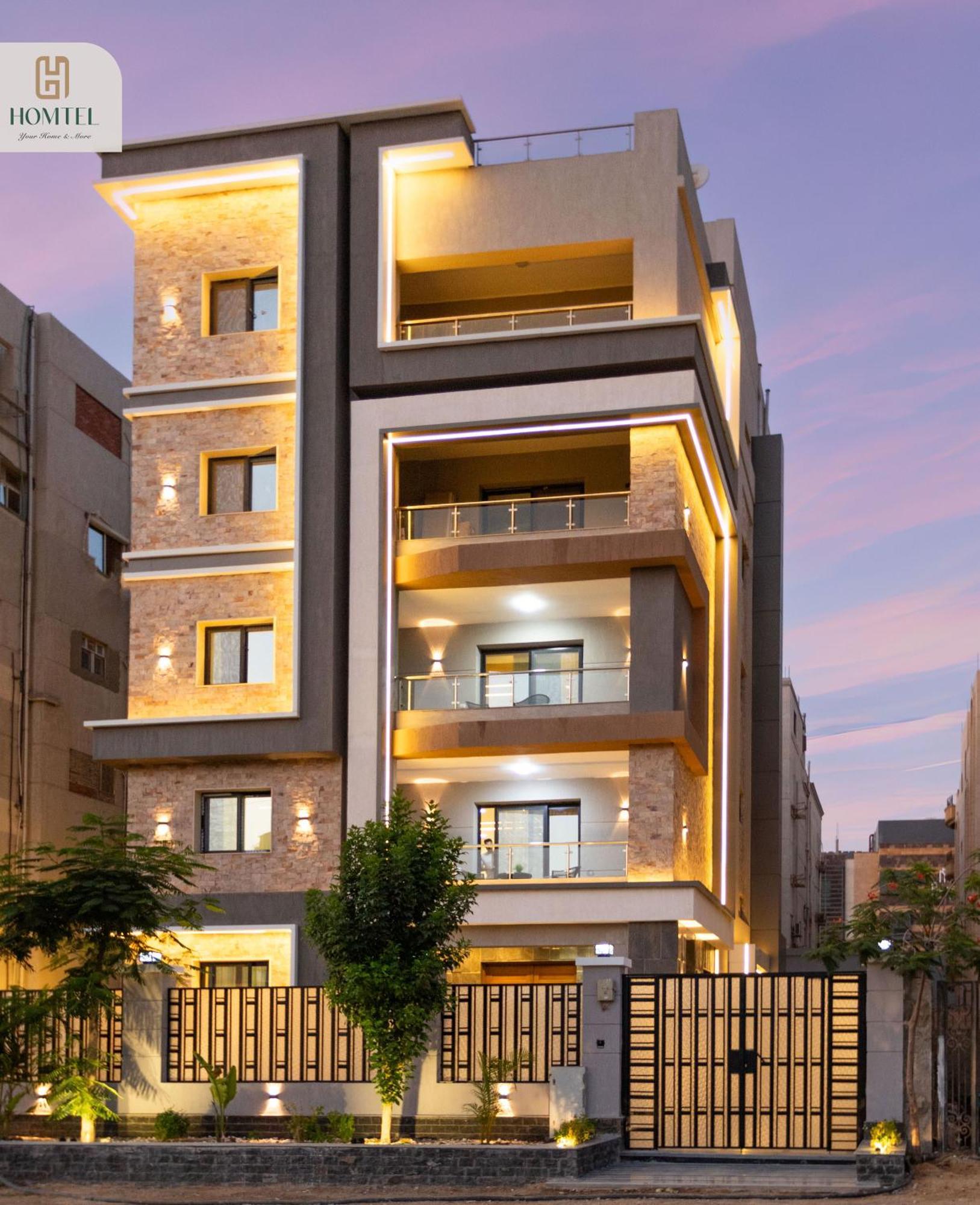 Homtel Auc * Cairo