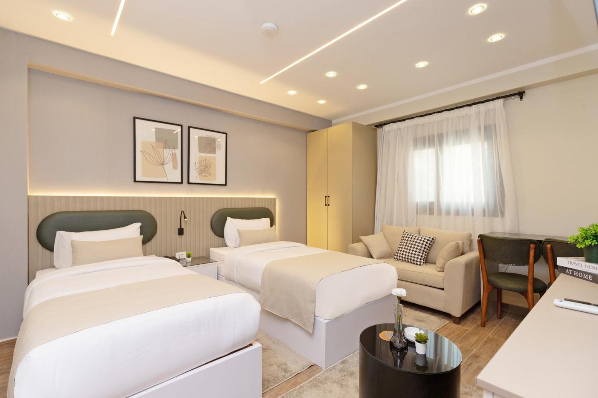 Homtel Auc Apartament *